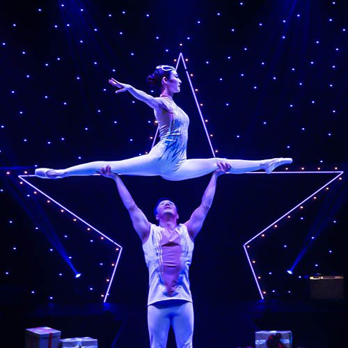 A Magical Cirque Christmas at State Theatre